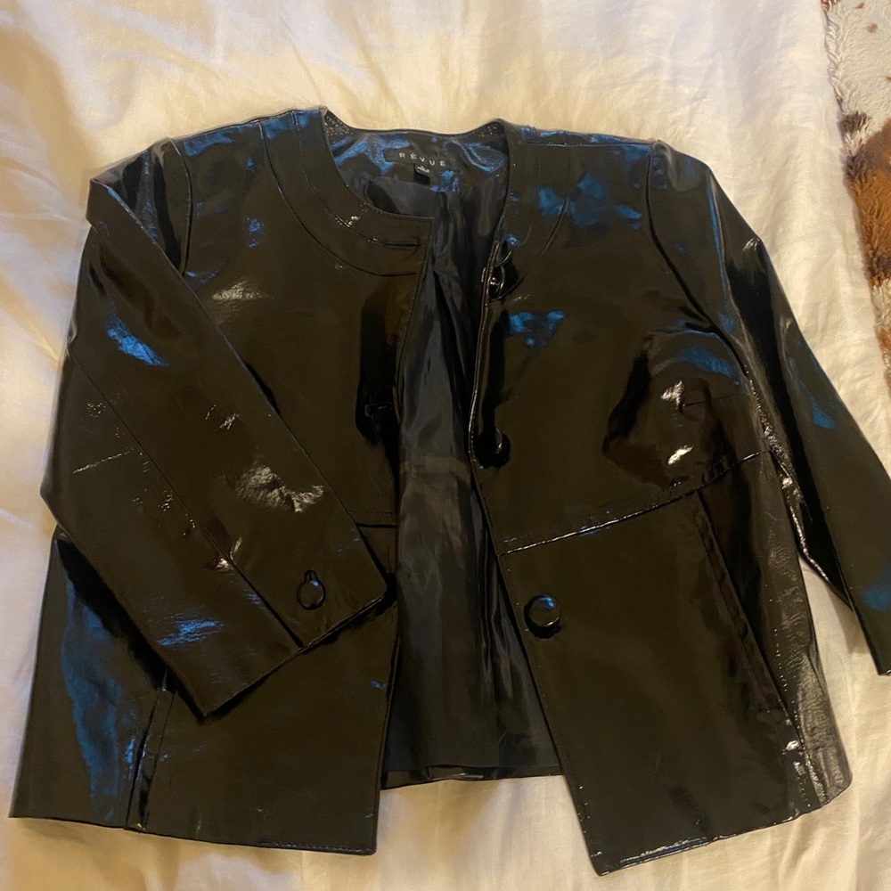 Vintage cropped black leather jacket size M